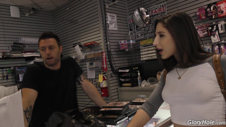 Gloryhole: Abella Danger interraciaal anaal kijkgat