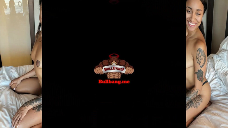 Bull Bang Gang Official: Vegas striptizci döl yutuyor