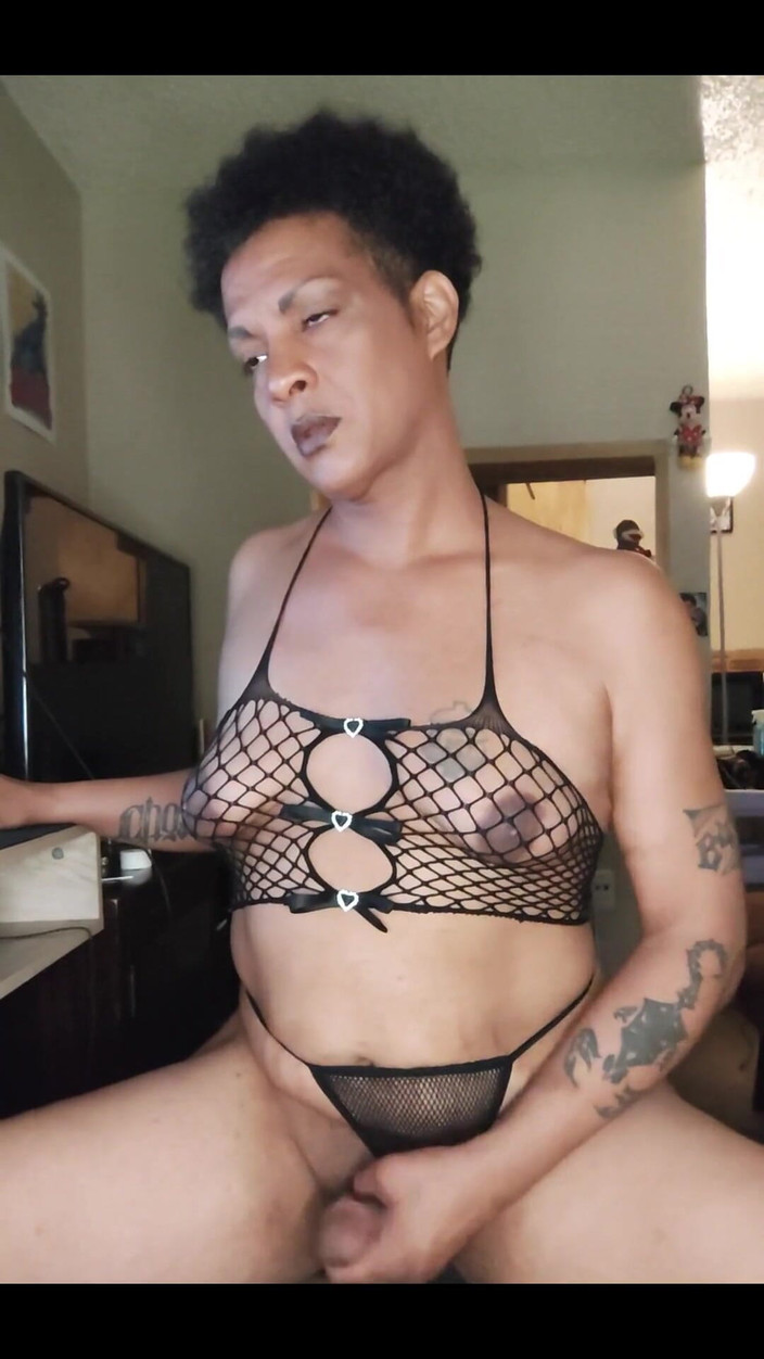 KNKY Bee: みなさん、こんにちは