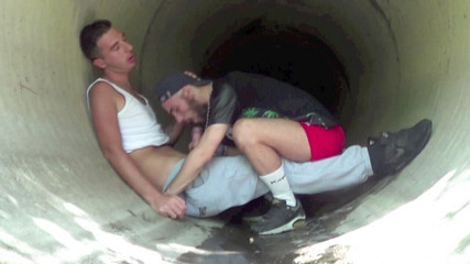 Sex humiliation with french lads: Kötü erkeklerle exhib place'de seks aşağılaması