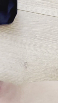 Le Sue Mutandine Sono Troppo Sporche E Puzzolenti! Li Leccasti?