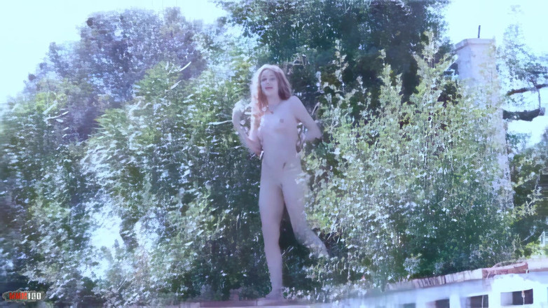 MMM100: Monica Ledesma: Sexy teen amatérka Monica Ledesma se svléká na...