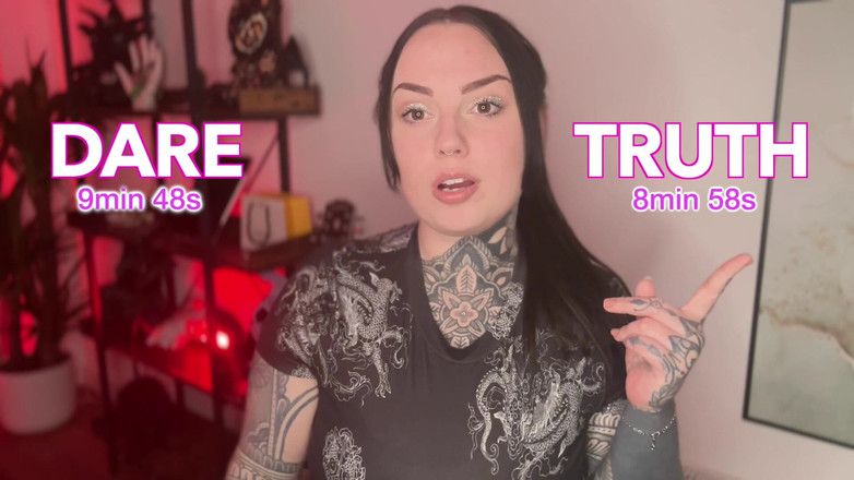 Miss Valentina: Fantasi-Ancaman Interaktif