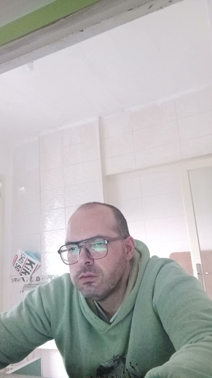 ANGELICALOVER: Porno pisse sous la douche dorée, miction féminine, pipi, fétiche,...