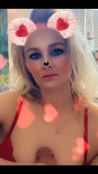 Caliente rubia follada semen en la cara
