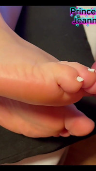 Herman Amateur Wife Pretty Small Toes Nice Footjob