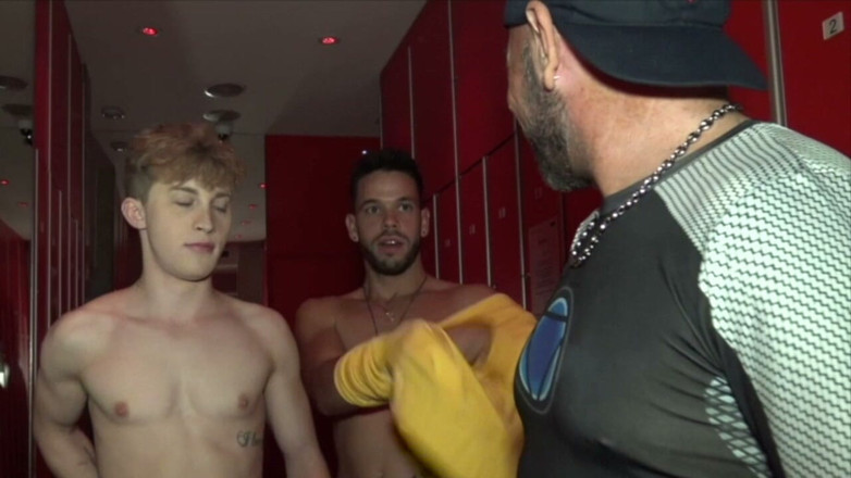 HARD PORN STUDIO: Trio in een sauna