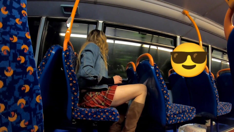 The Midnight Minx: Azgın travesti otobüs yolculuğu
