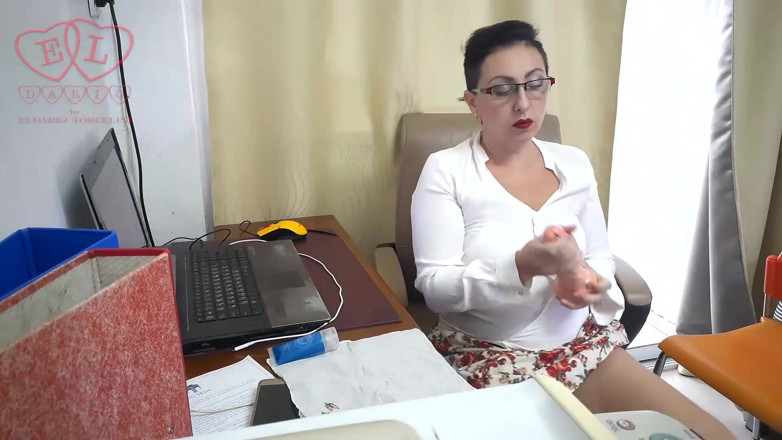 Strange stepfamily: Sexretary Secretary gets fucked with a dildo. Security camera in...
