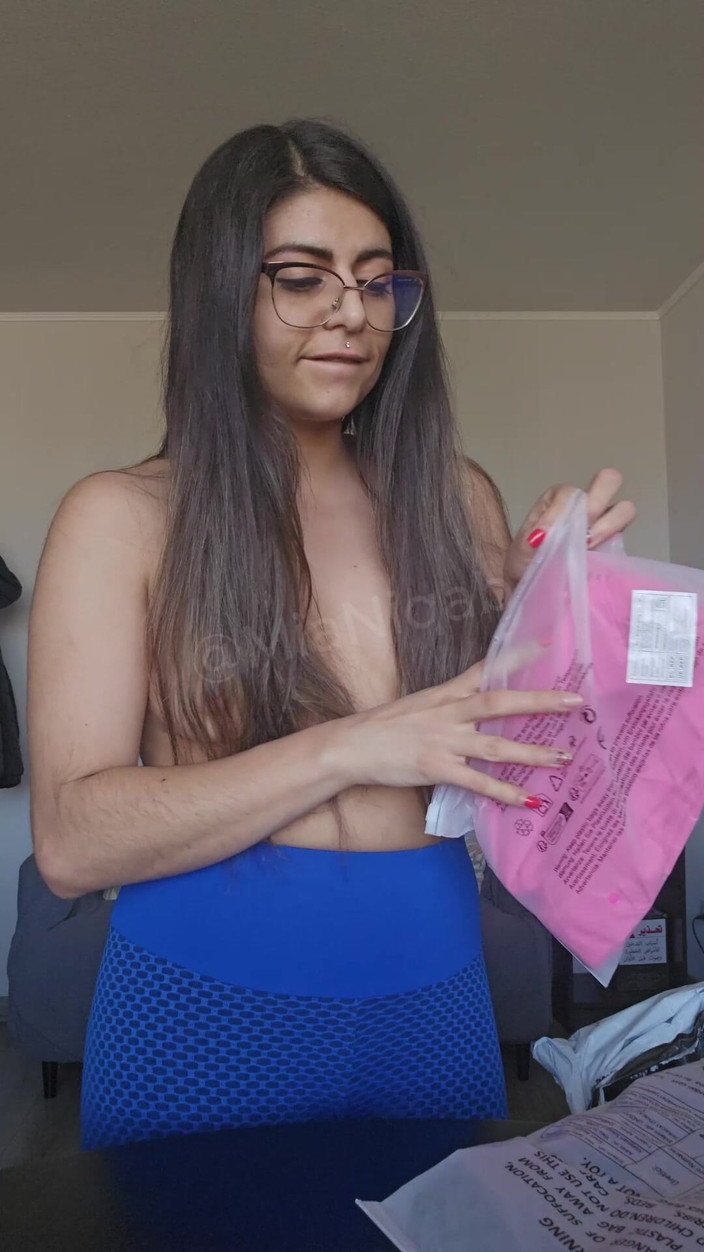 MiaNIqab: 90. Haul trocando de roupa na frente de você Mia...