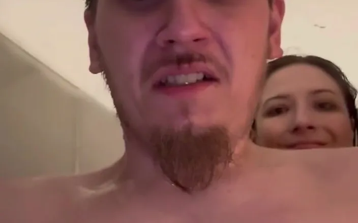 Teamus1210: Stepbro Runs Into Stepsis in the Shower