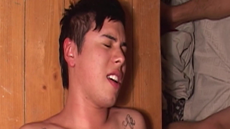 SEXUAL SIN GAY: ラテントゥインクスシーン4_orgyのラテン男共有お尻とザーメン