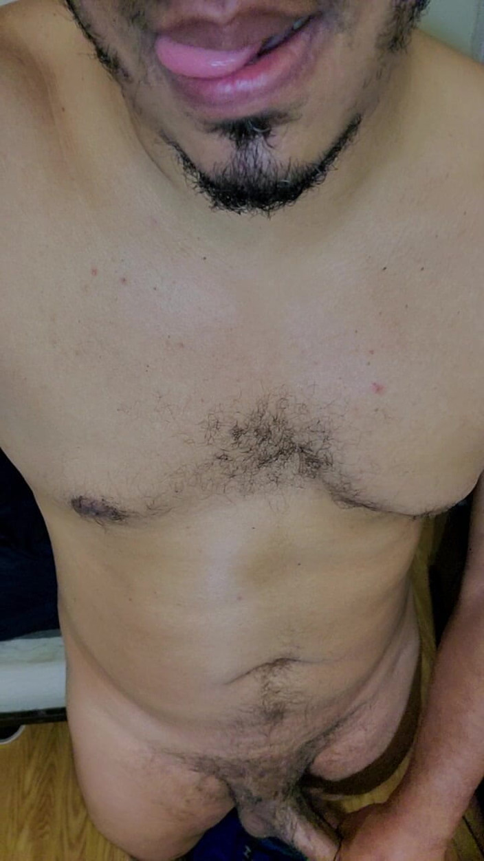 Browndicksavior: अपने लंड को मेरे साथ सहलाओ जबकि मैं तुम्हारी गांड चाटने की कल्पना करता हूं