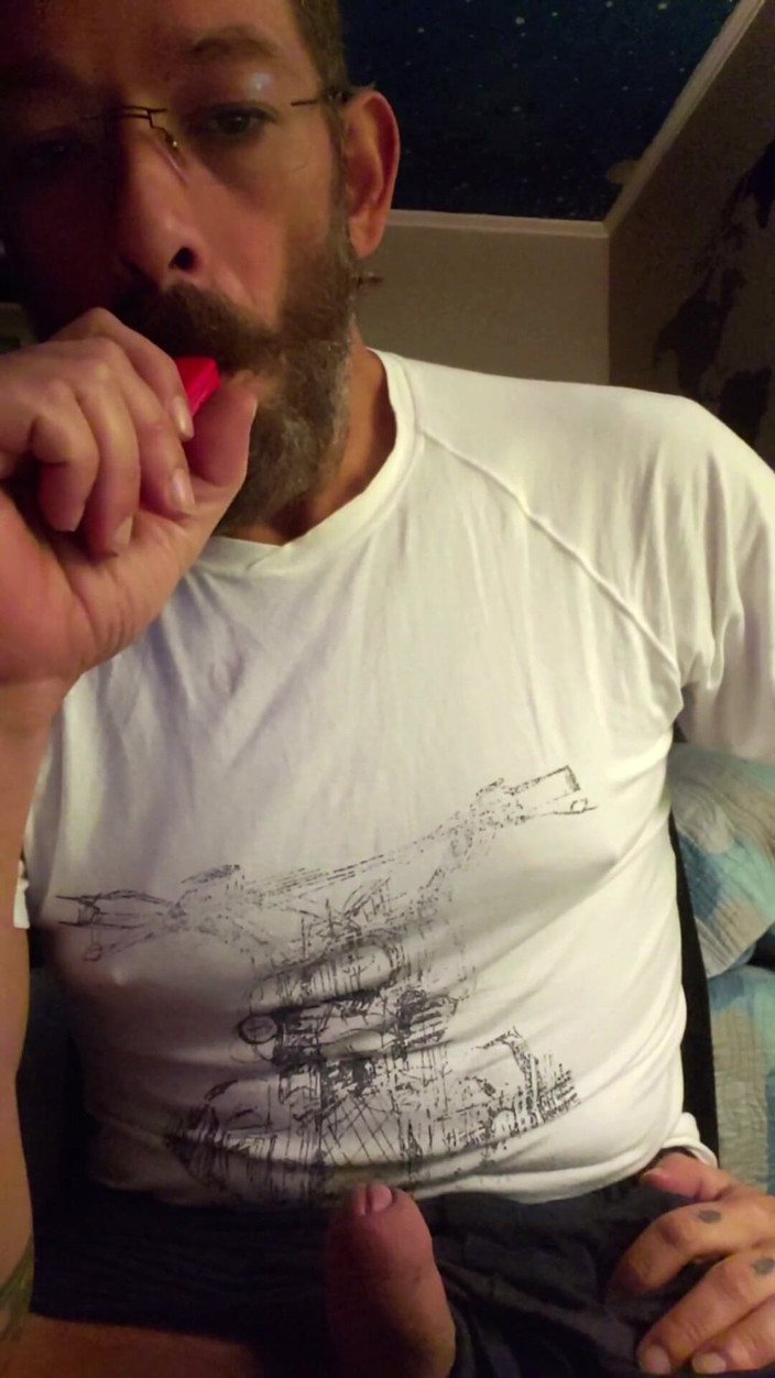 BBIG: Obdivujte mě – Kouření na bronhu