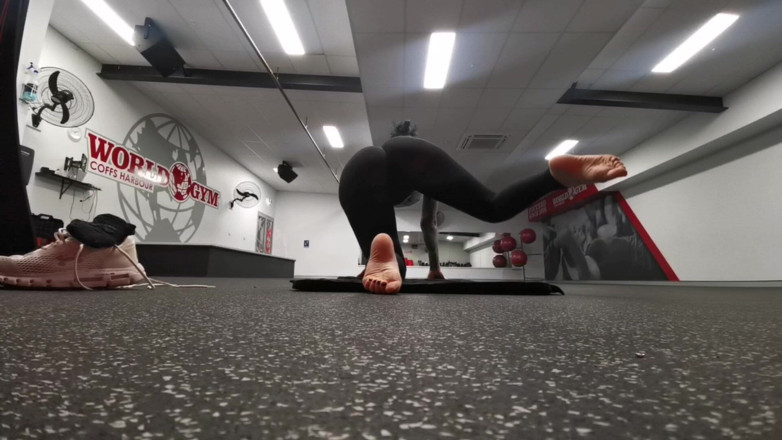 Melody Radford: Il tuo Personal Trainer stretto