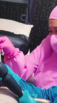 2 enfermeira sádica atormentando escravo com som