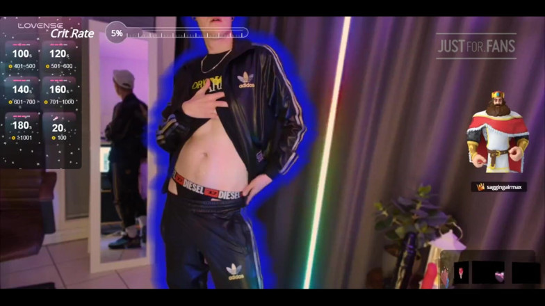 Roman Heart: Posing in Adidas