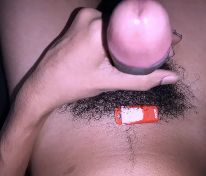 Hot Kolla: 可爱的男孩打手枪