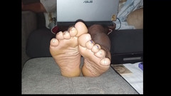 Midsouth Foot Fetish: Magst du weiche große Sohlen, weiche männliche Füße, faltige Sohlen?