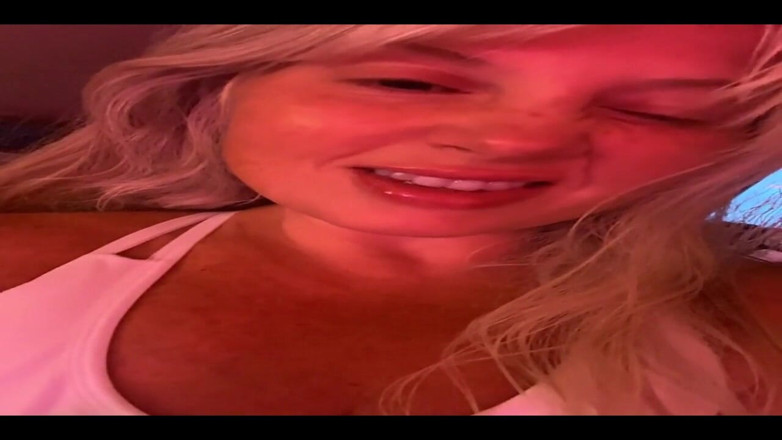 PaintedRose: Głupi Willy Nillie Idk Dlaczego Heck Lol
