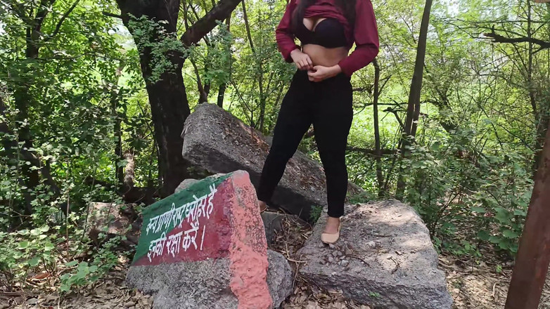 Mommy wants sex: Moja dziewczyna chce ryzykownego seksu na świeżym powietrzu