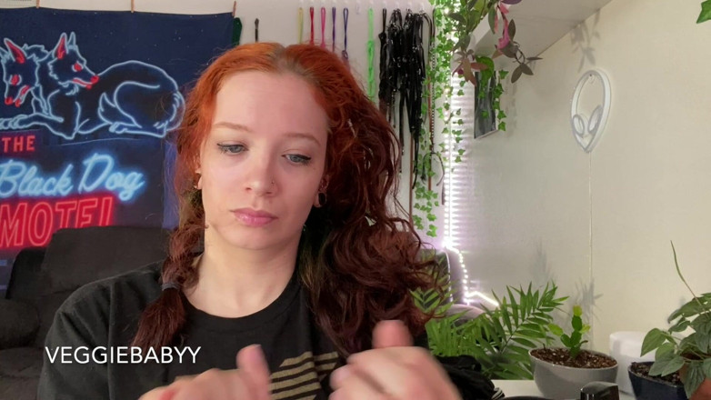 Veggiebabyy: Tired Girl Yawns While Getting Ready