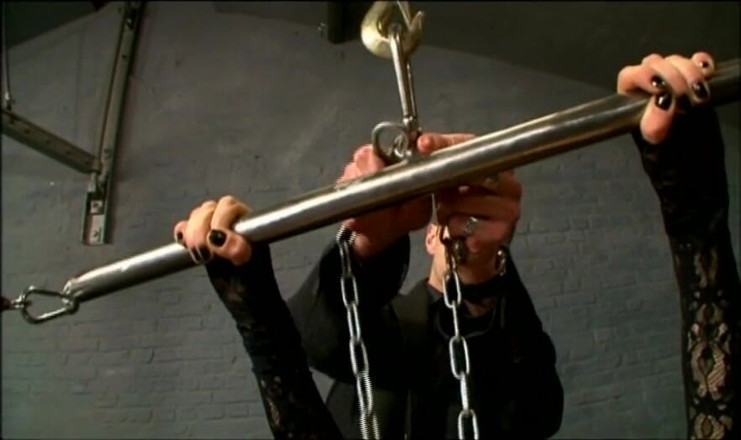 Absolute BDSM films - The original: Wachs spielen und pissen mit heißer MILF