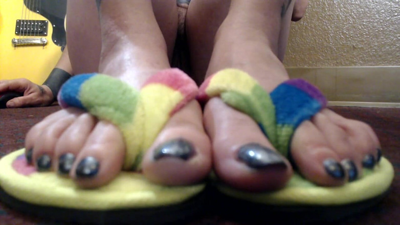 Abby Anna: Closeup toe wiggling klapki nago