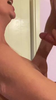 Pipe baveuse et facial avec Sluttyshanna