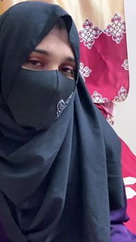 Seksi üvey kız kardeşim erkek arkadaşıyla sevgililer günüyle tanışıyor