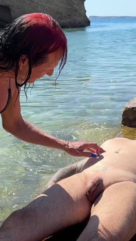Shemale Mistress Naomiperv Is Playing Publicly with Her Slave Paul