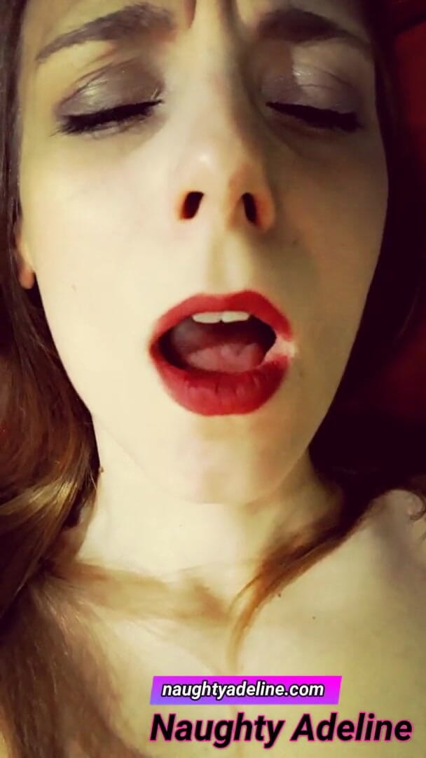Naughty Adeline: Komm in meine muschi!