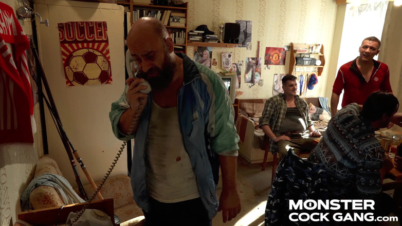 MonsterCockGang: Monster Cock Gang 1.1: Manžel Se Dělí O Svou Ženu