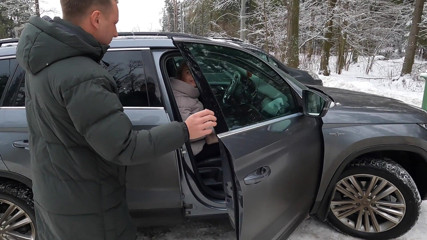 BarbaraXO: Risky car blowjob with my sexy work associate