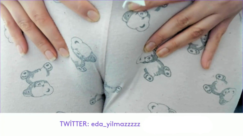 bigass_sexy_bigboobs: Cameltoe- Masturbate with Pajama- Rubbing Pussy with Pajama