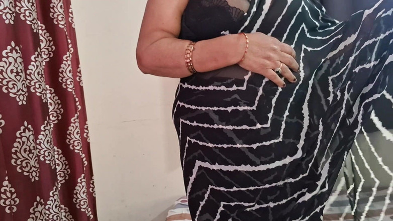 TABOOBREAKERS: Смак, мій нектер чудовий вигляд у чорному сарі