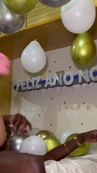 Suzie Slut and Aquiles Black in Happy New Year