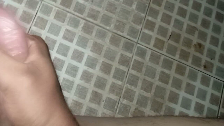 Wackhot: Clouds in the Bathroom