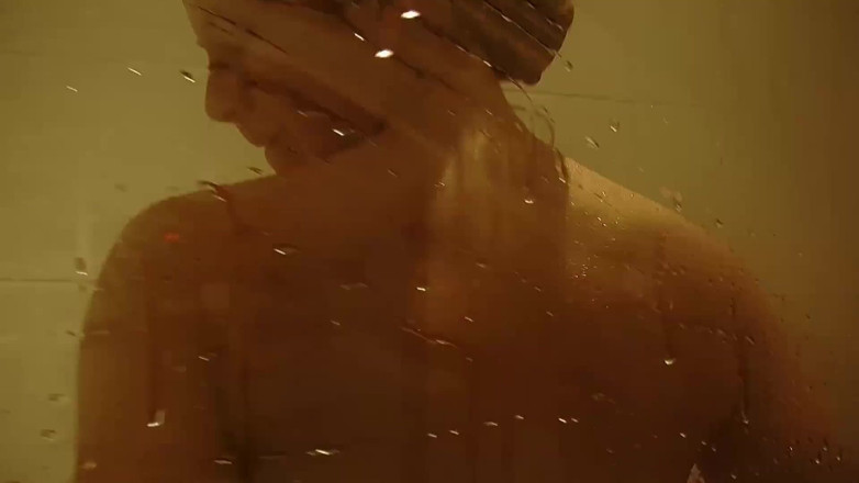 Toy Sluts: Solo brunette rubbing and gaping her pussy while showering