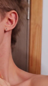 Ami Propose De Baiser Le Beau-frère Mignon, Deux Mecs Avec De Grosses Bites Baisent Le Trou Serré Du Gars Mignon