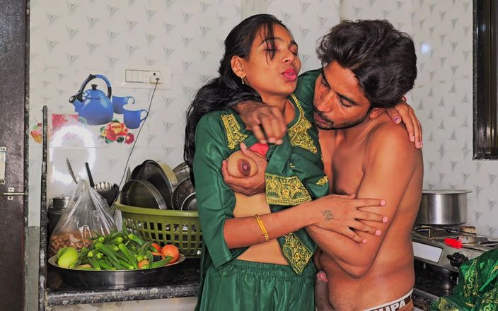 Kavend91: Mujhe Paise Lekar Chudna Pada Hindi audioseks
