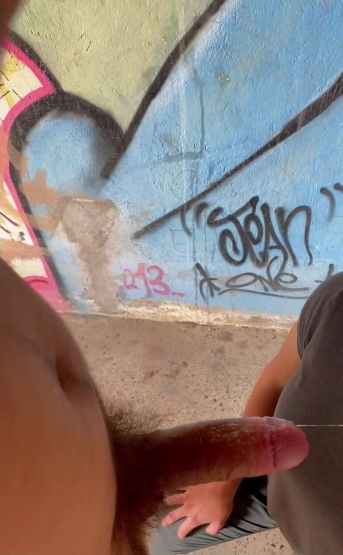 Danmel X: Usando Sua Garganta Fora De Casa