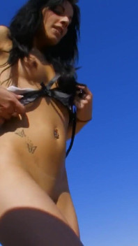 Sexy Video: Jordanne Kali Terry Beach Mo 04
