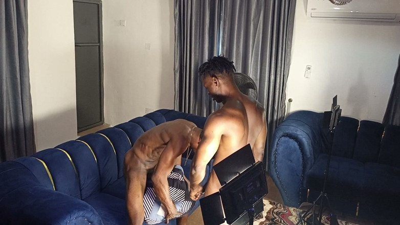 Pa_blo: Honey Big Dick Daddy Got Fucked by Street Thug