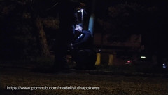 Toilet Mommy: Límec a vodítko děvka saje ptáka a bere faciál v...