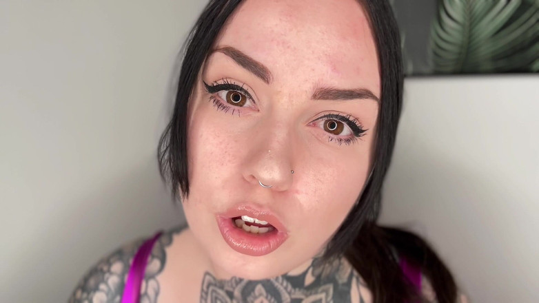 Miss Valentina: 目を合わせて魅了する