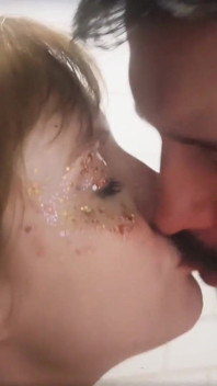 Orgia Di Carnevale Di Fever Films in Brasile, Arrivarono Dalle Strade Piene Di Desiderio.