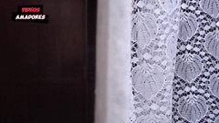 Amateurs videos: Aku melihat tetanggaku lagi ganti baju lewat jendela