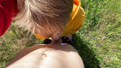 Matty And Aiden: Twink Aiden kouří venku svého kamaráda Mattyho