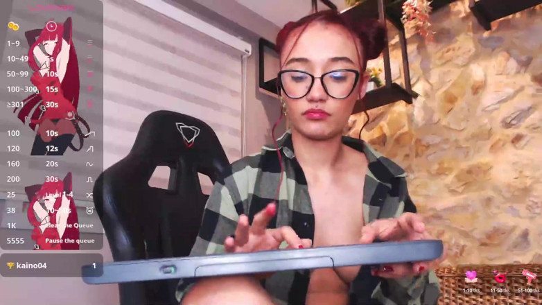 Lia Wood: ฉันอยากโดนเย็ดโดยความเศร้าโสกในบ้านตลอดมา เธอจะมาไหม?
